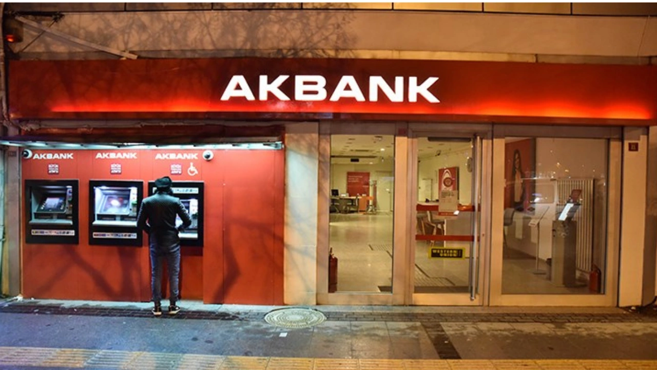 Akbank Bin Tl Kredi Faizsiz Siber Star Oyun Ve Teknoloji