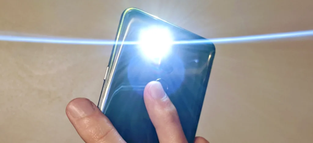 Flashlight: Led Torch Light Uygulaması Nedir? Ne Demek?