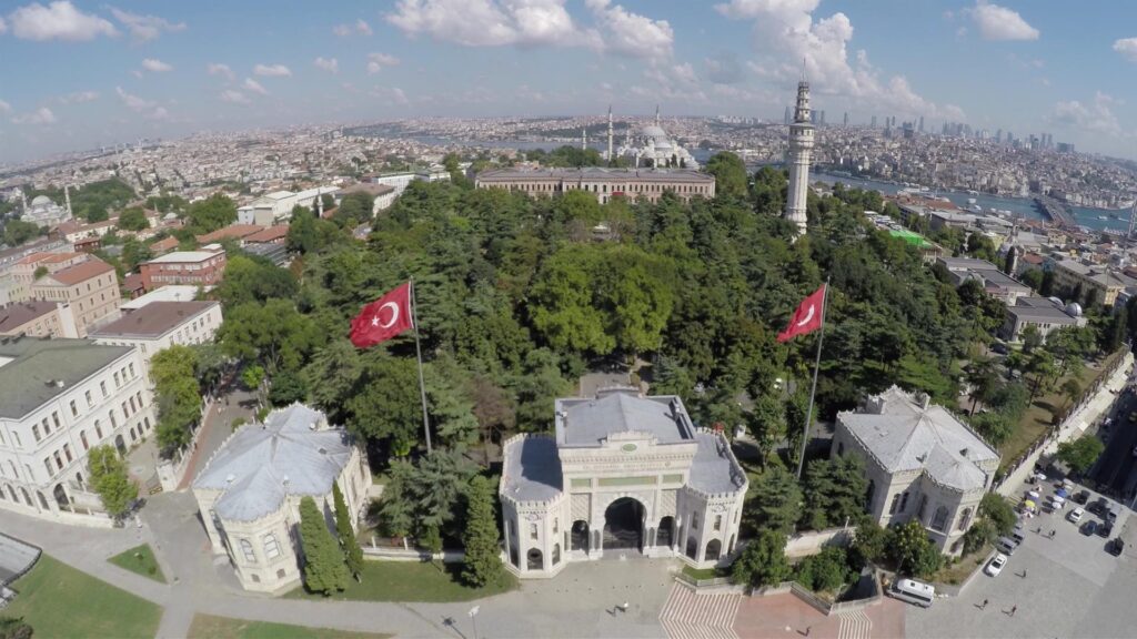 İstanbul Üniversitesi Dedeman Otel Basın Açıklaması Nedir? Olay Nasıl Gelişti? Son Durum!